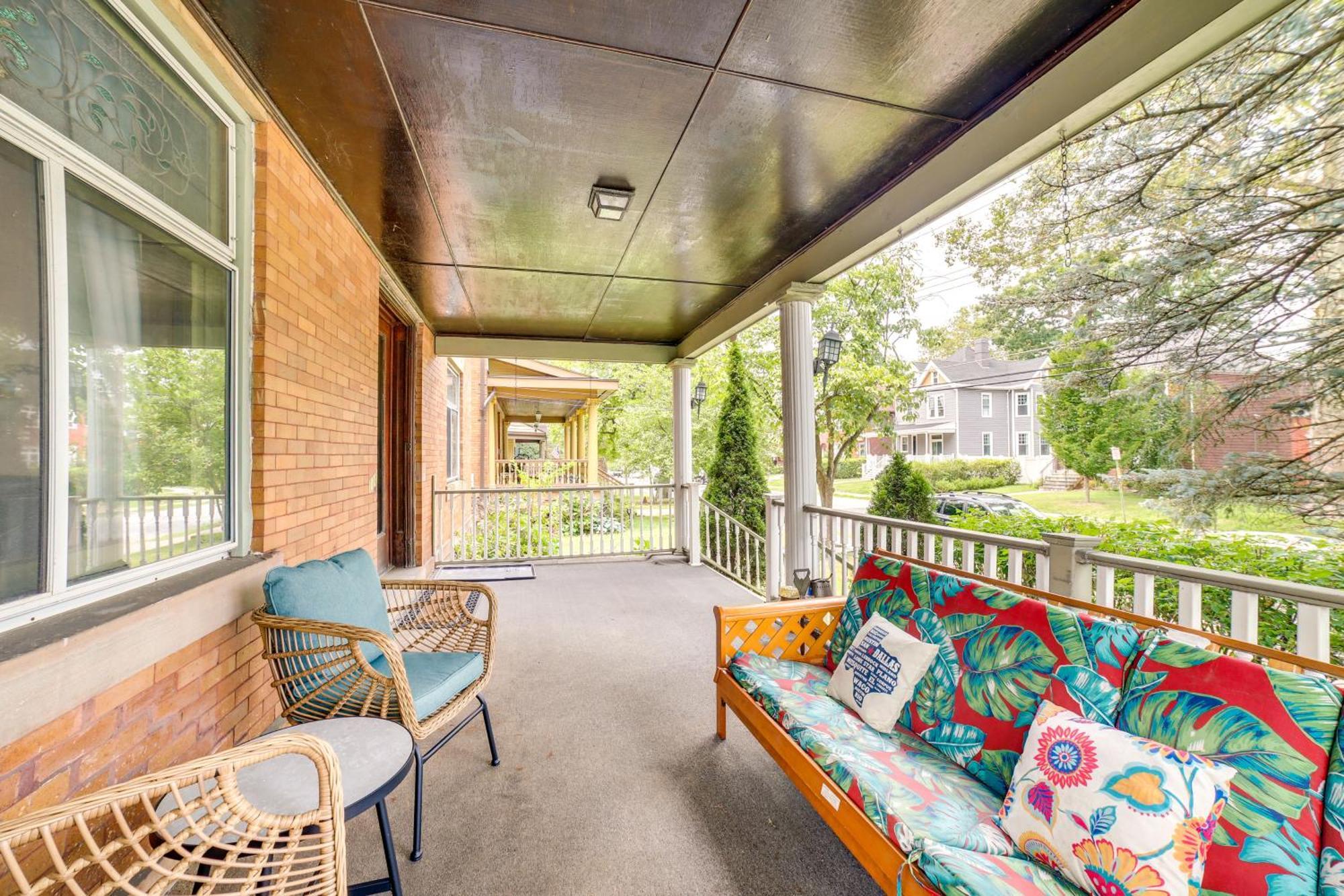 Spacious Walk To Frick Park! Ferienhaus *